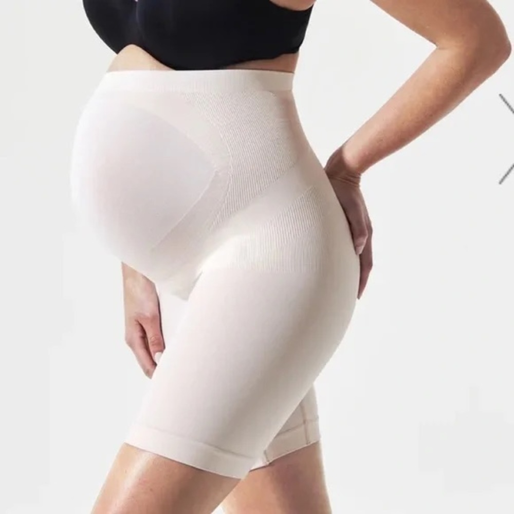 BLANQI Everyday Maternity Belly Support Girlshort Shorts in Nude Sz Medium